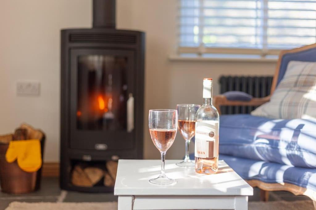 Bijou Coastal Apartment In Polperro With Hot Tub Onsite Parking Downhill Walk To Village Εξωτερικό φωτογραφία