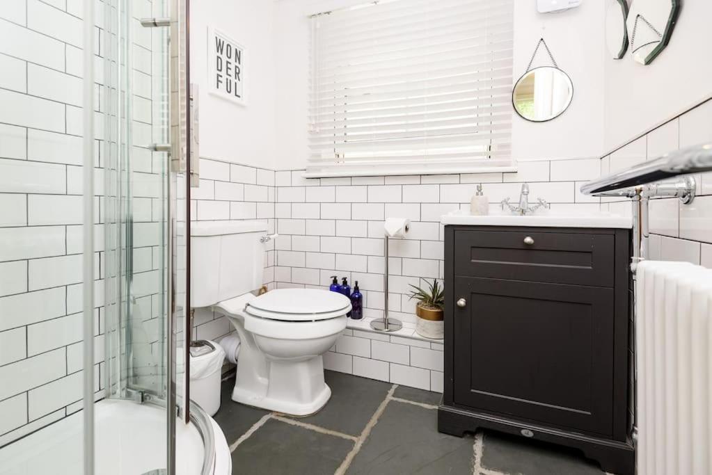 Bijou Coastal Apartment In Polperro With Hot Tub Onsite Parking Downhill Walk To Village Εξωτερικό φωτογραφία