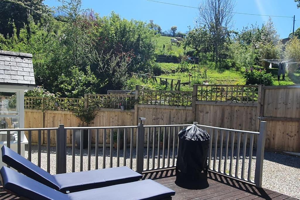 Bijou Coastal Apartment In Polperro With Hot Tub Onsite Parking Downhill Walk To Village Εξωτερικό φωτογραφία