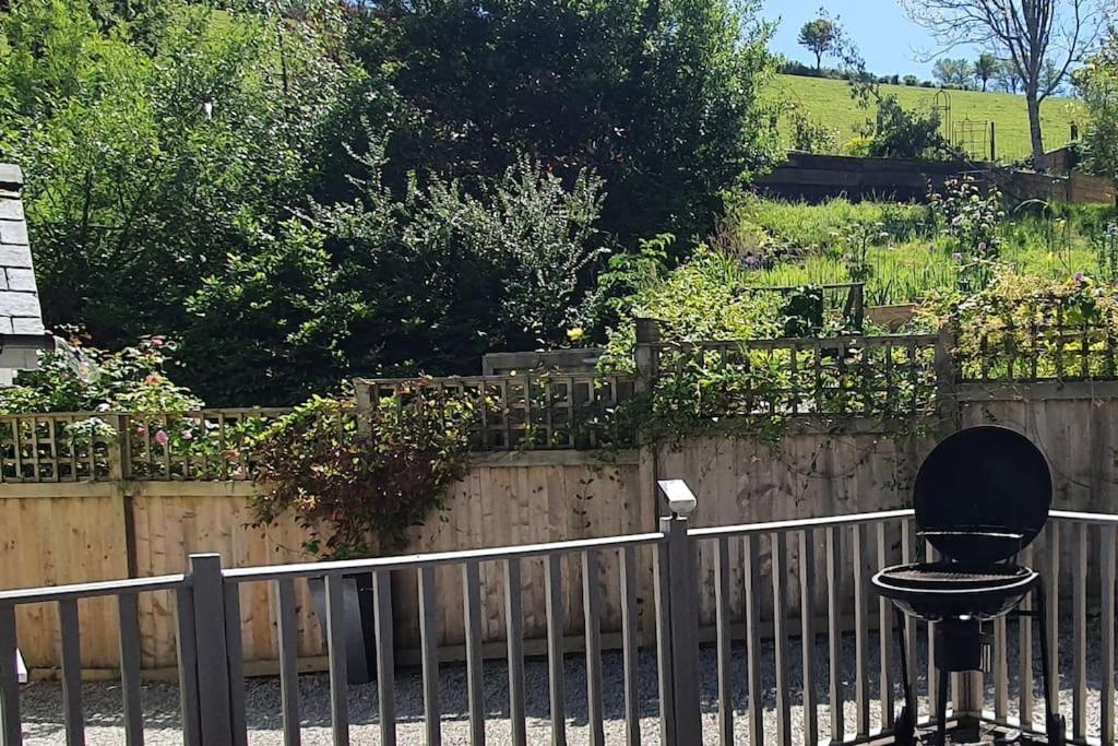 Bijou Coastal Apartment In Polperro With Hot Tub Onsite Parking Downhill Walk To Village Εξωτερικό φωτογραφία