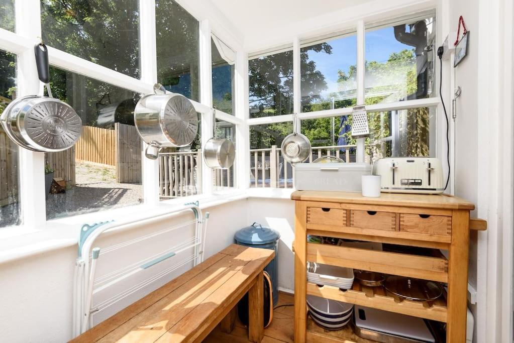 Bijou Coastal Apartment In Polperro With Hot Tub Onsite Parking Downhill Walk To Village Εξωτερικό φωτογραφία
