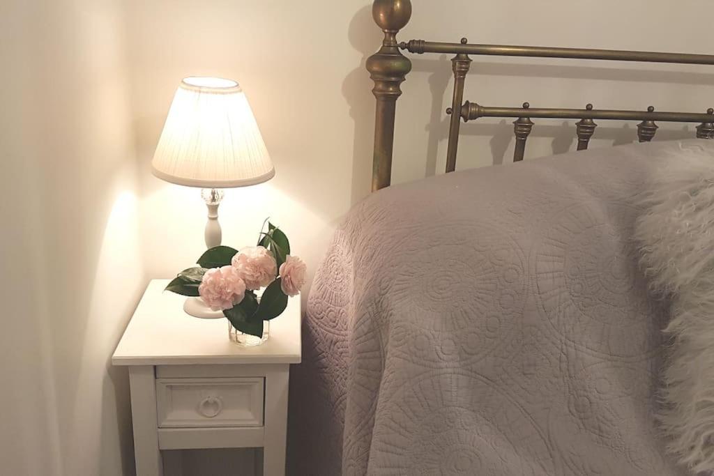 Bijou Coastal Apartment In Polperro With Hot Tub Onsite Parking Downhill Walk To Village Εξωτερικό φωτογραφία