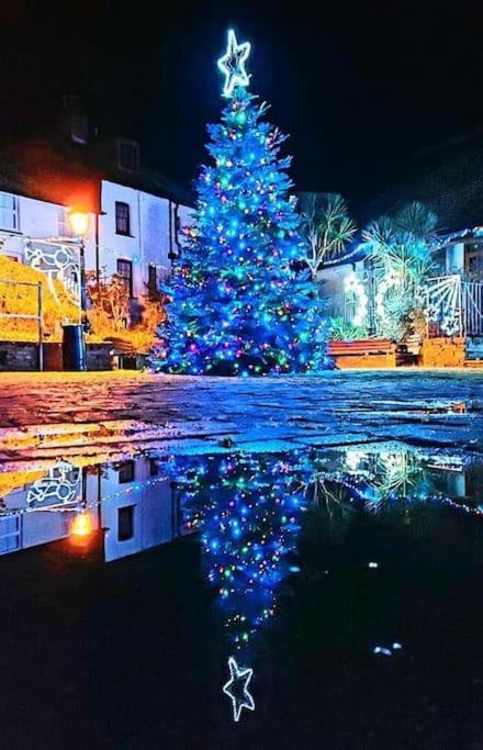 Bijou Coastal Apartment In Polperro With Hot Tub Onsite Parking Downhill Walk To Village Εξωτερικό φωτογραφία
